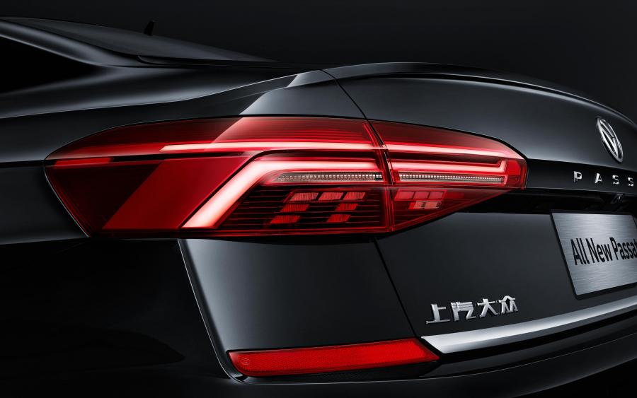 Детали экстерьера Volkswagen Passat 380 TSI 2018 года  (CN) (фото 3 из 36)